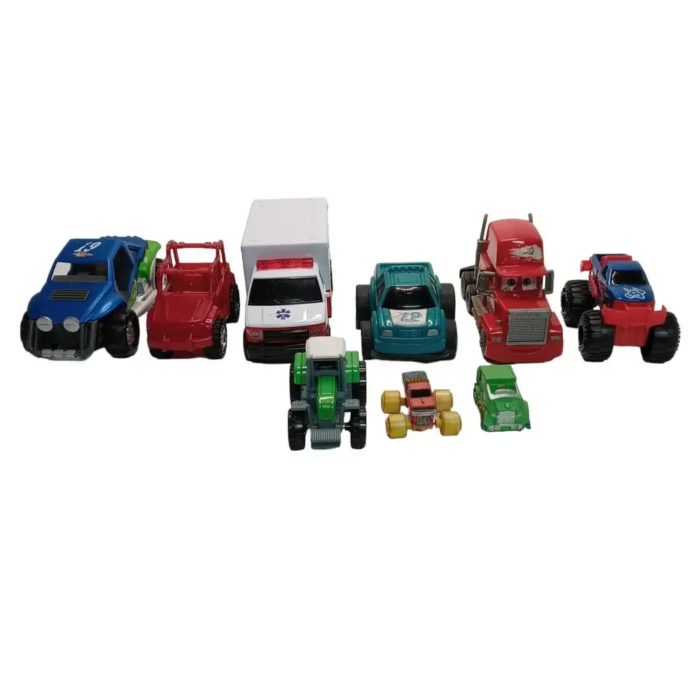 Mixed Lot of 9 Toy Cars Diecast & Plastic Vehicles Trucks Jeep Ambulance Vintage
